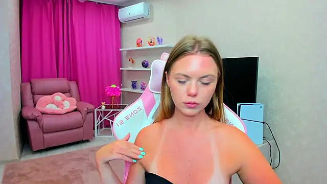 Strawberrye Live XXX-Chat