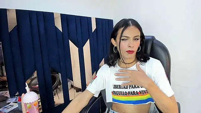 Chatroom XXX en direct de Aisha_hotts777