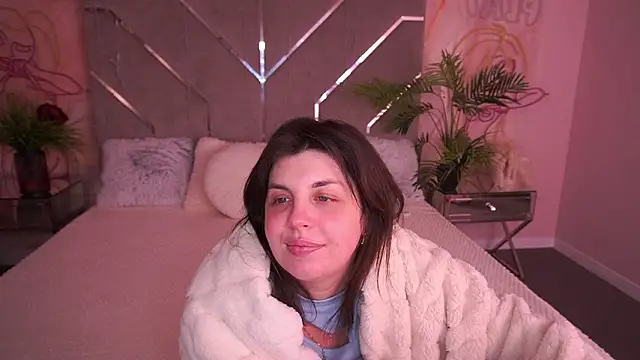 MirandaWong élő XXX-chatje