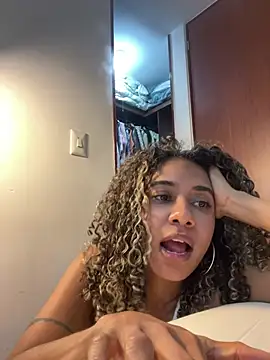 Belkaj: απευθείας συνομιλία ΧΧΧ