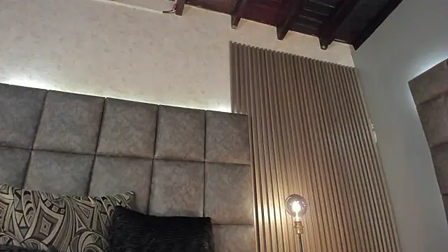 BrigitteVons 现场XXX聊天