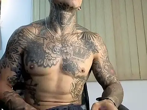 Mike_joness Show in webcam