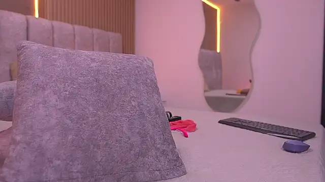 Chat XXX ao vivo de violeta_aroca