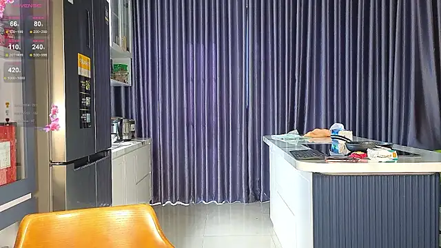 hot_ass_18 在線直播表演