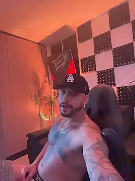 Živý XXX chat NikoHank