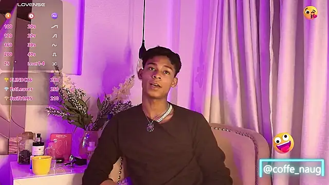 CoffeNaughty_nom Adlı Modelin Web Kamerası Şovu