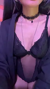 _Lucycherry's Live XXX Chat