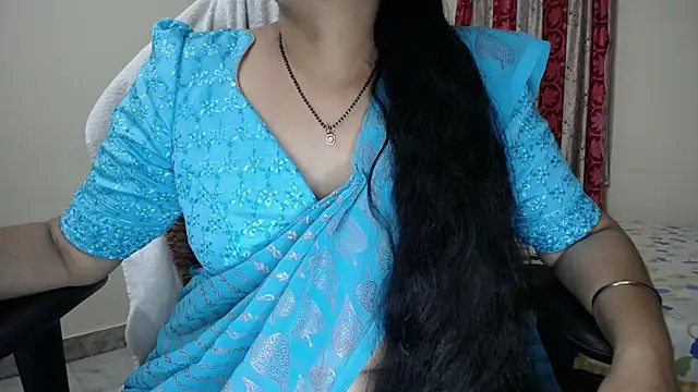 Sexy_HouseWifee's Live XXX Chat