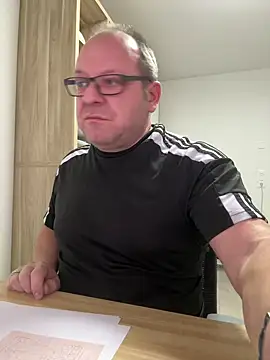 coupleLatinaLovers Adlı Modelin Canlı XXX Sohbeti