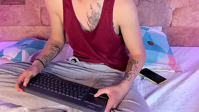 دردشة Genesis_And_Jack_ الجنسية المباشرة