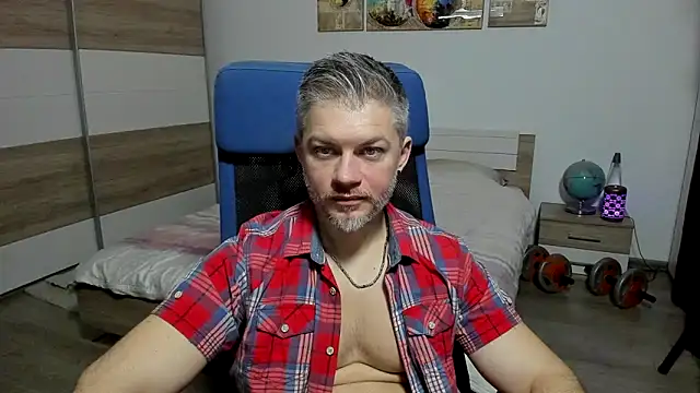 Chatroom XXX en direct de RobbyShawz