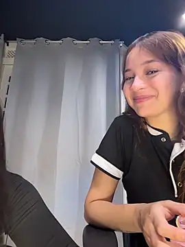 دردشة jenn_fit الجنسية المباشرة