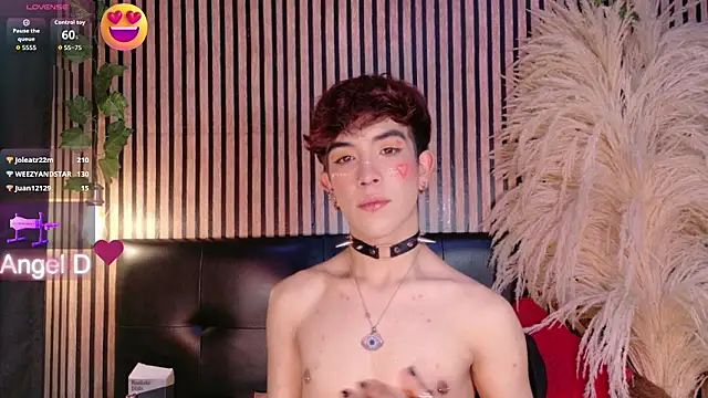 Angeldust19のライブXXXチャット