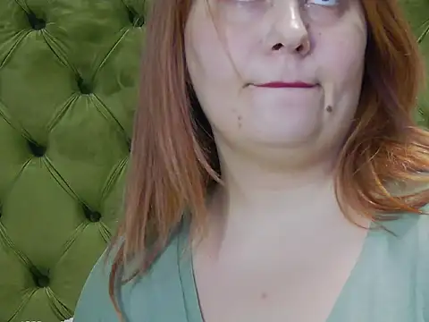 EmilyJenner Chat XXX live