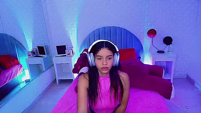 charlotte_0309 Live XXX Chat