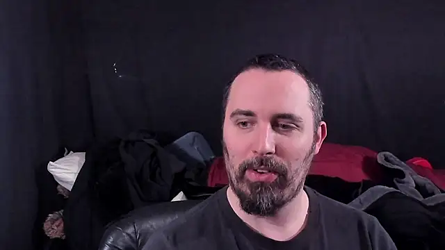 Онлайн чат XXX Metalstud