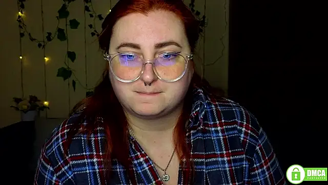 Alicia_love00 élő XXX-chatje