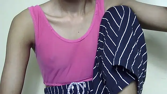 Živý XXX chat Anu_tiny