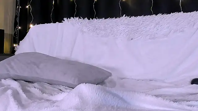 Eva_Re Adlı Modelin Canlı XXX Sohbeti