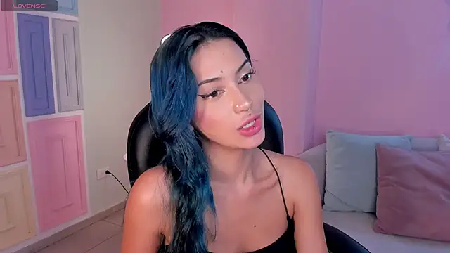 KayraLanne Adlı Modelin Canlı XXX Sohbeti