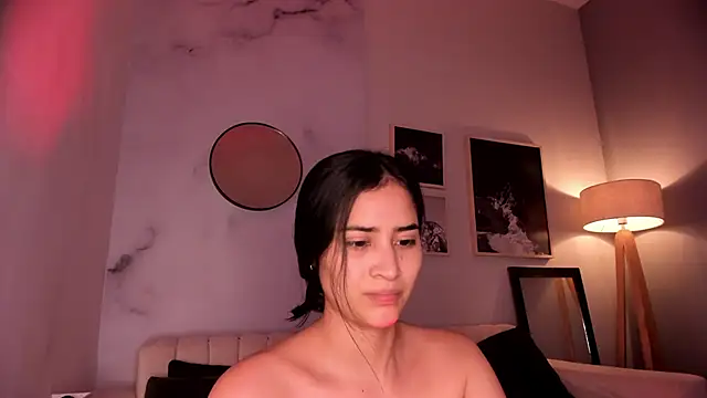 Chat +18 de lara_madisson ao vivo