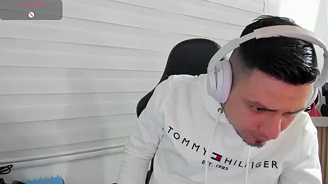 Онлайн чат XXX Rick_Adams