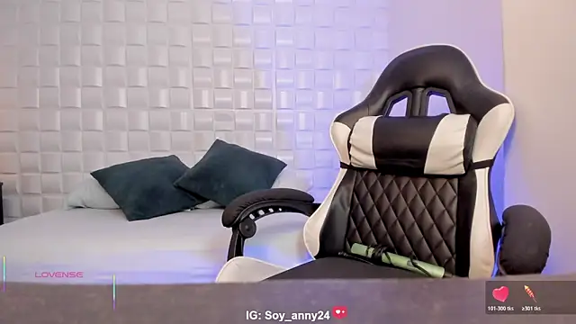 anny_rouse24: απευθείας συνομιλία ΧΧΧ