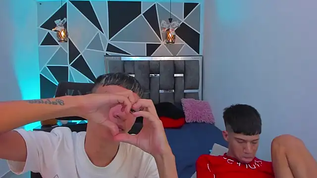 Juan_Nd_Steven Chat XXX in diretta