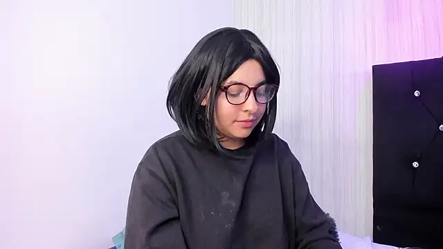 miku_katsuragi élő XXX-chatje