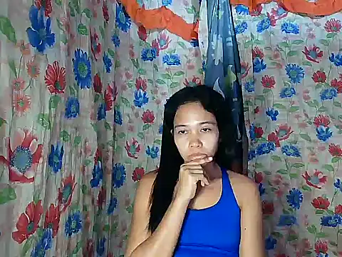 PinaySkinnyGirl live XXX chat
