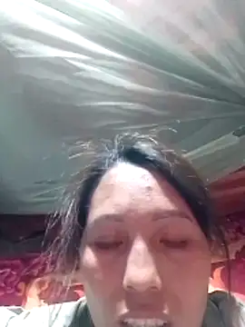 Gummiesu 网络视讯表演