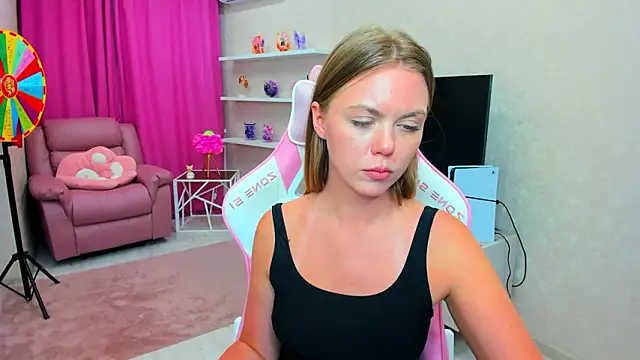 Strawberrye Chat XXX in diretta