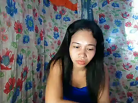 PinaySkinnyGirlのライブXXXチャット