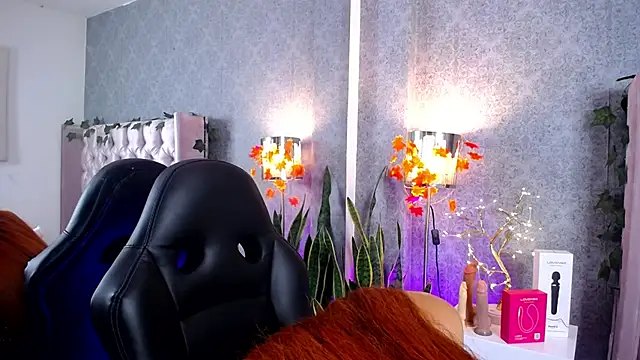 Онлайн чат XXX laila_stilwiills