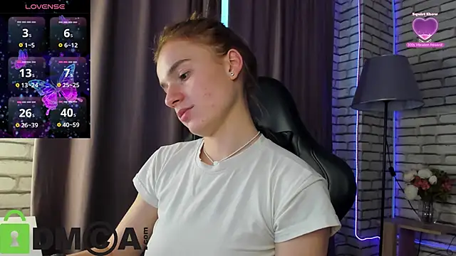 Stacey_Brown Live XXX-Chat