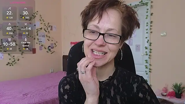 Ronda_Roni Live XXX-chat