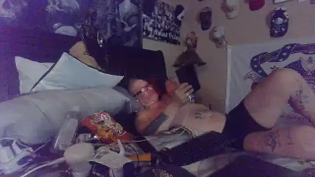 bigdaddyroostern Live XXX chat