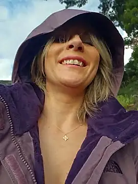 VIKS_SECRET élő XXX-chatje