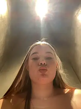 VineraSweet – Naživo XXX chat