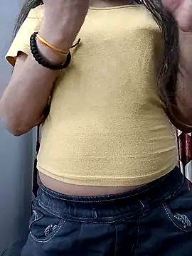 Ruhi_07's Live XXX Chat