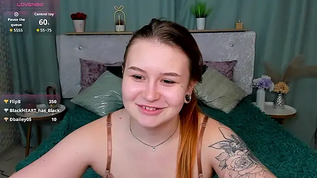 Chat XXX en directo de MilanaXHoney