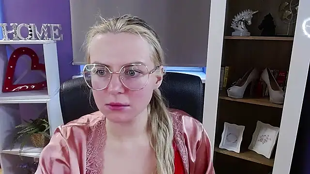 Zoey_Erotic – Naživo XXX chat