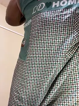 Pokazy przed kamerką – sexy_boobs97