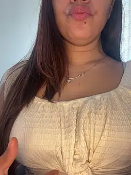 Pokazy przed kamerką – Sexy_Madhurii