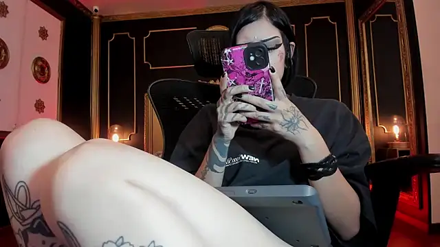 Pokazy przed kamerką – Kat_VonDe