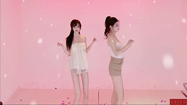 TNT-Sister Chat XXX in diretta