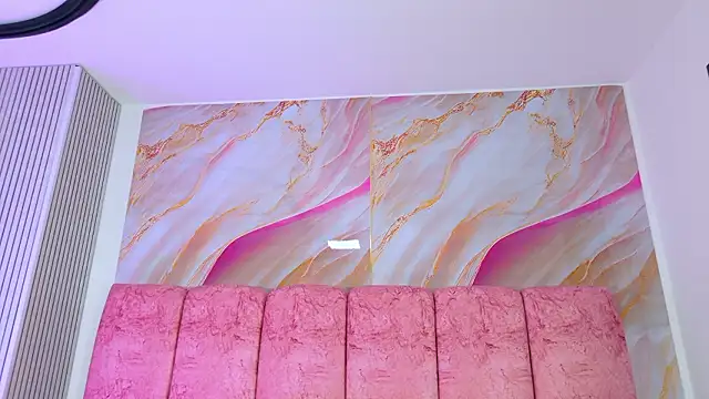 emmacurvyのライブXXXチャット