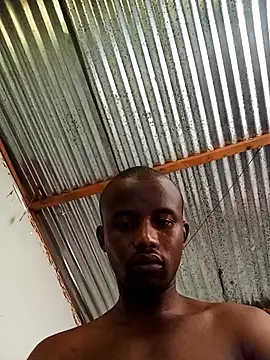 Chatroom XXX en direct de Maintee27