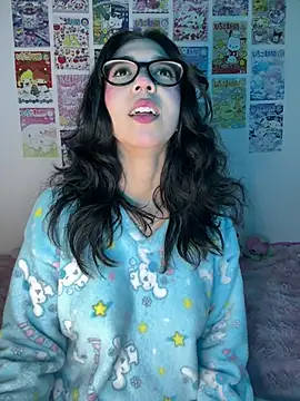 Valen-Foxx1 Live XXX Chat