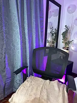 Chat +18 de kem_hott ao vivo